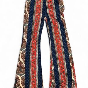 Mable Colorful Paisley Patterned Fabric